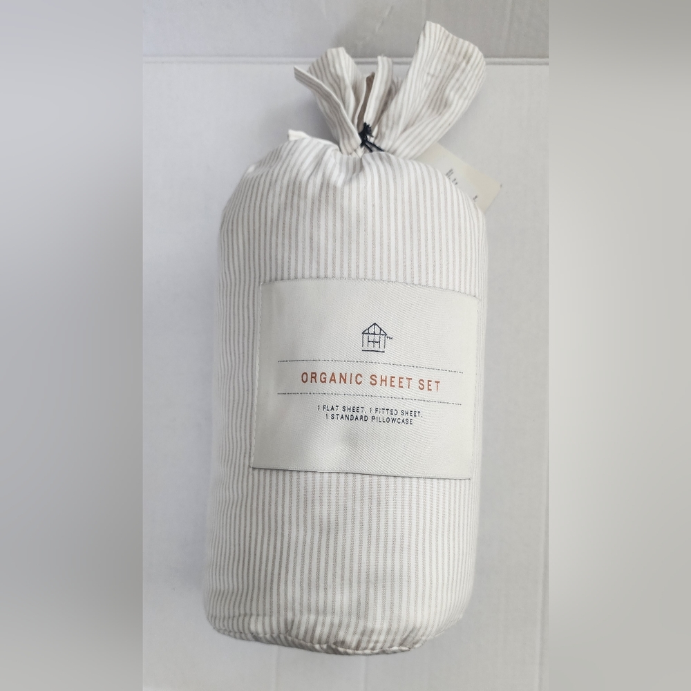Hearth & Hand with Magnolia Organic Sheet Set mini strip Taupe twin